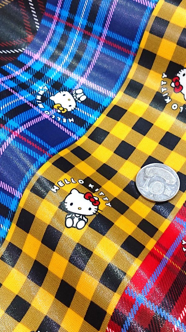 日本三麗鷗KITTY學院風綜合拼貼版《日本原廠顆粒防水布》：圖片 3